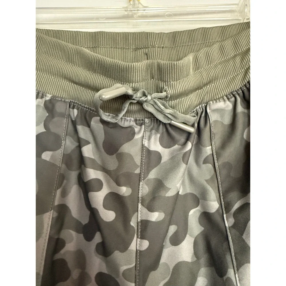 Wonder Nation Boys XL 14-16 Husky Camo Jogger Pants Green Camouflage Activewear